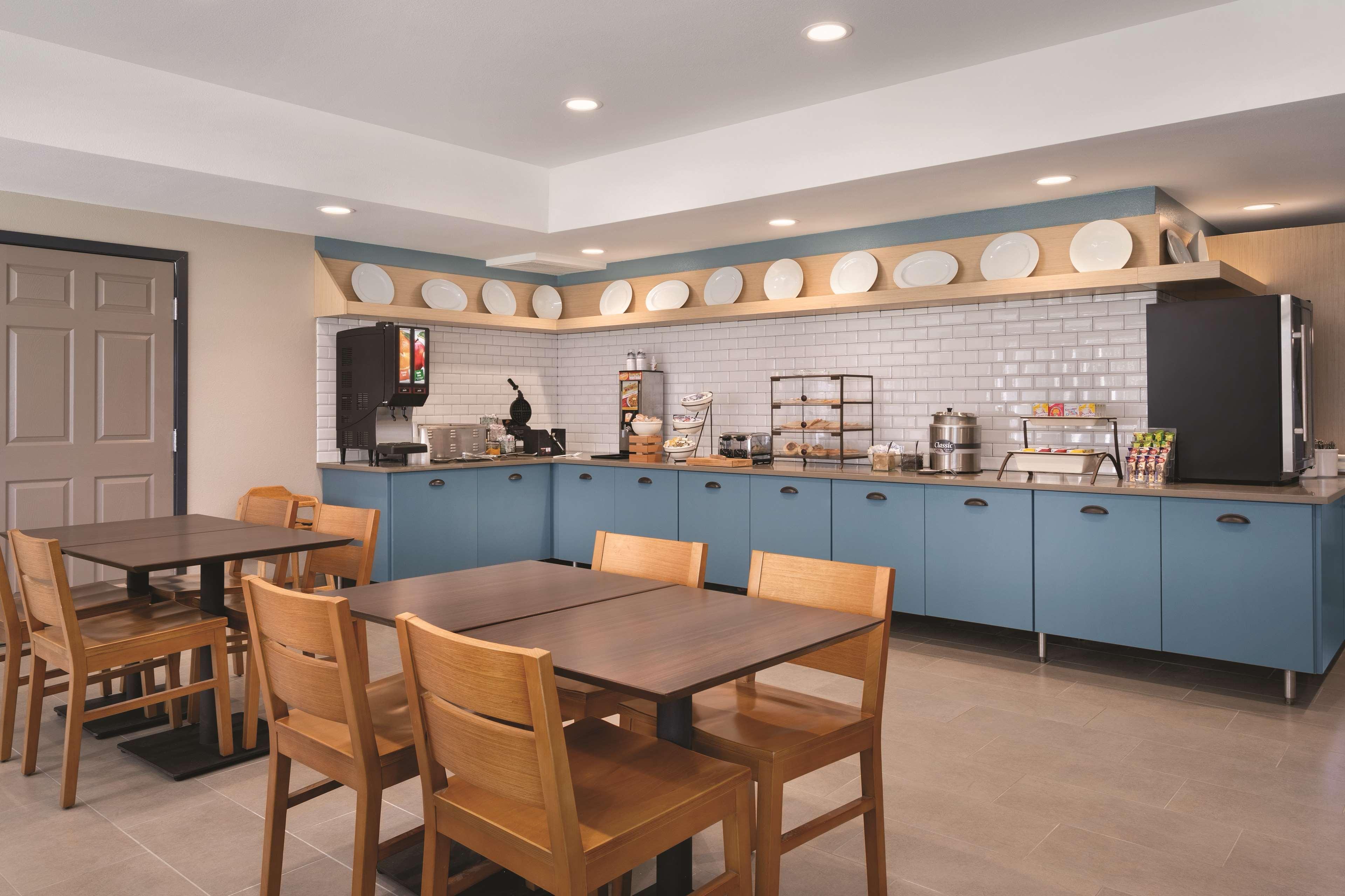 Country Inn & Suites By Radisson, Detroit Lakes, Mn Εξωτερικό φωτογραφία